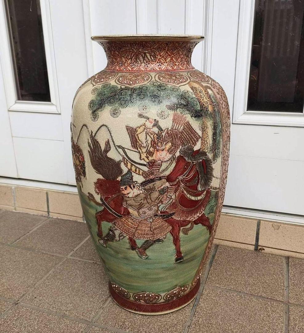 薩摩焼　古薩摩金襴手彩色　戦国武将図柄　大花瓶　古美術