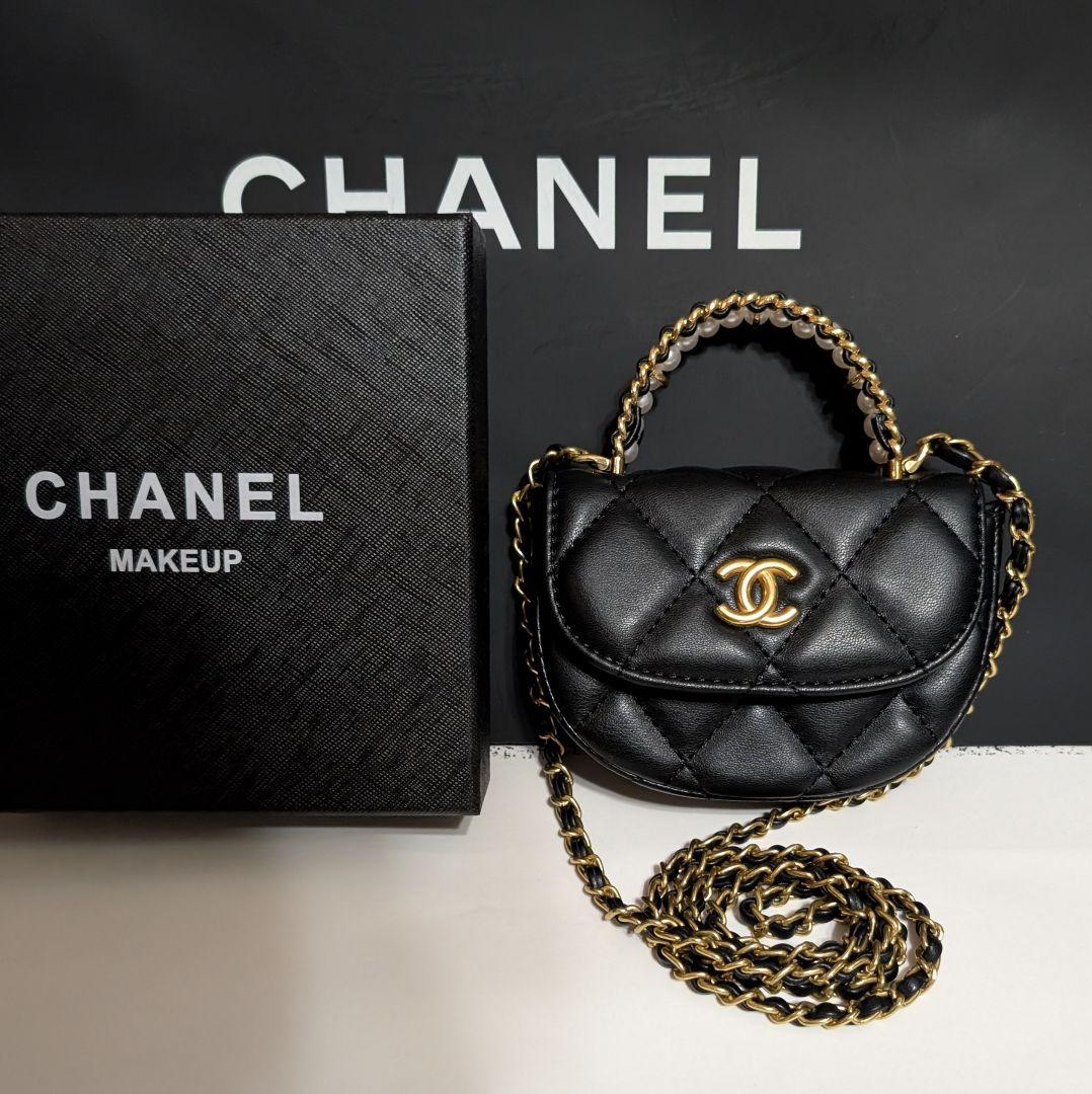 CHANEL ブラックキルティングチェーンショルダーバッグ ミニマトラッセ