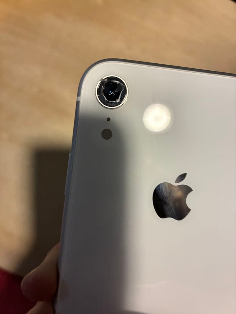 iPhone XR (10R) 128GB ホワイト