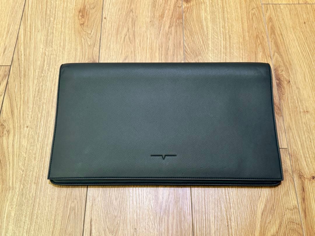 Von Holzhausen MacBook Pro16インチPortfolio