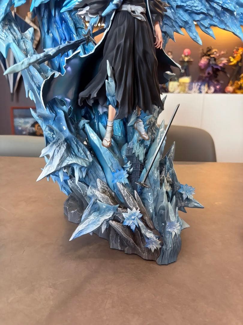 BLEACHブリーチ　日番谷冬獅郎　ガレージキッド　フィギュア　1/6スケール