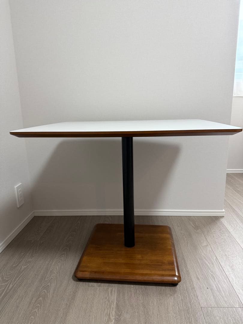 カリモク60 カフェテーブル