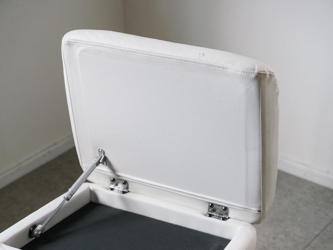 スペースエイジ オットマン/スツール 収納ディスプレイ モダン