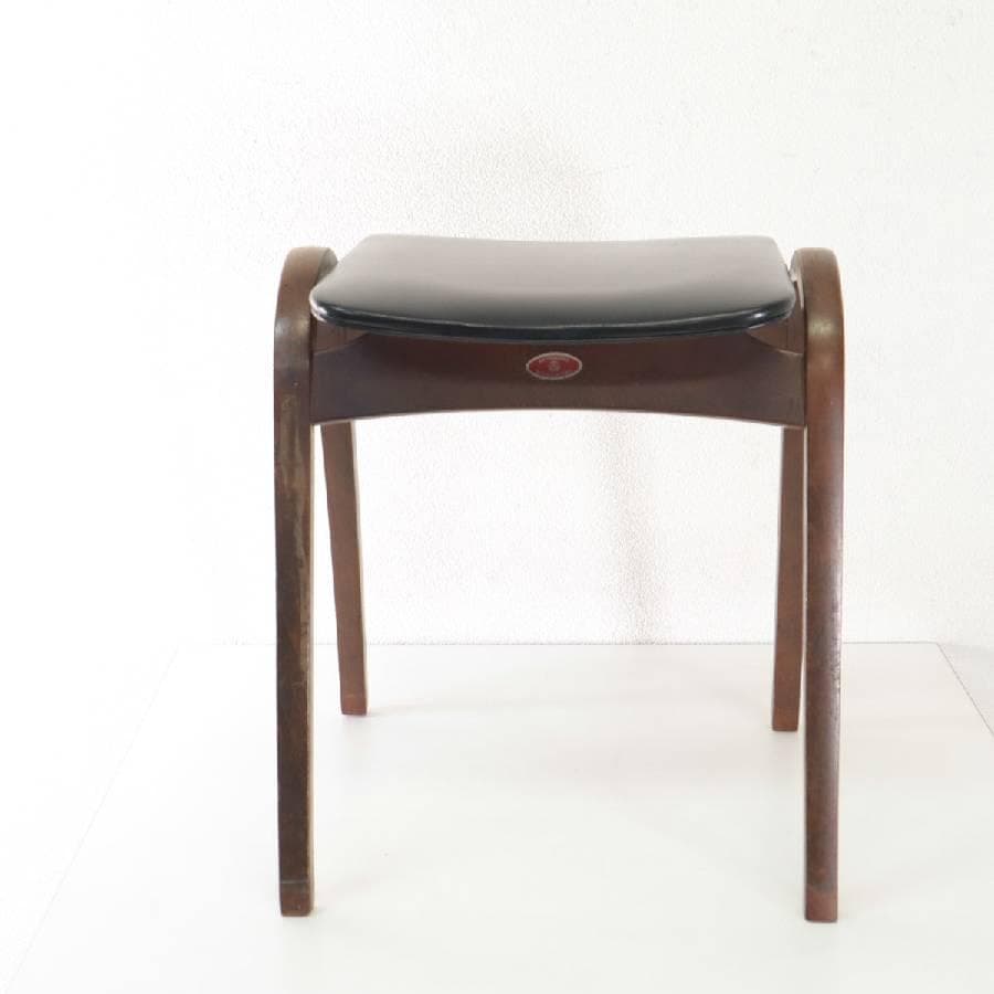 秋田木工 IDC大塚 No.202 剣持勇 スタッキングスツール 黒 PVC①