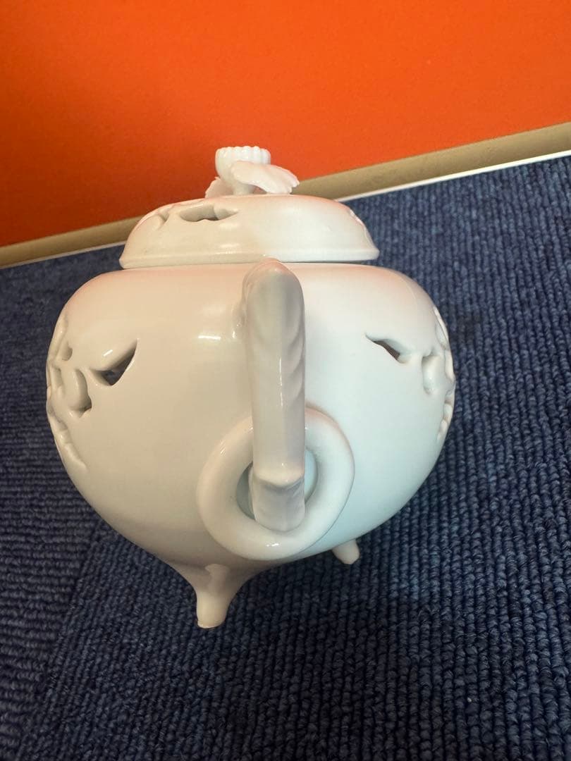 1973 杉原一壷 白磁 透かし  三足　香炉