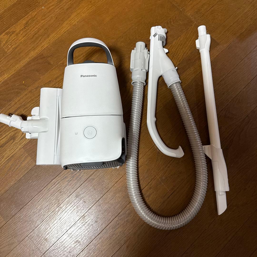 Panasonic キャニスター掃除機 本体2024年製