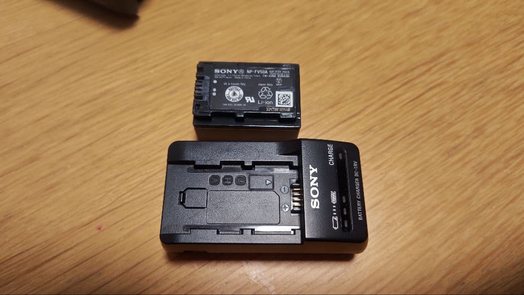 kiyo　ビデオカメラ　HDR-CX680　バッテリー　充電器付属