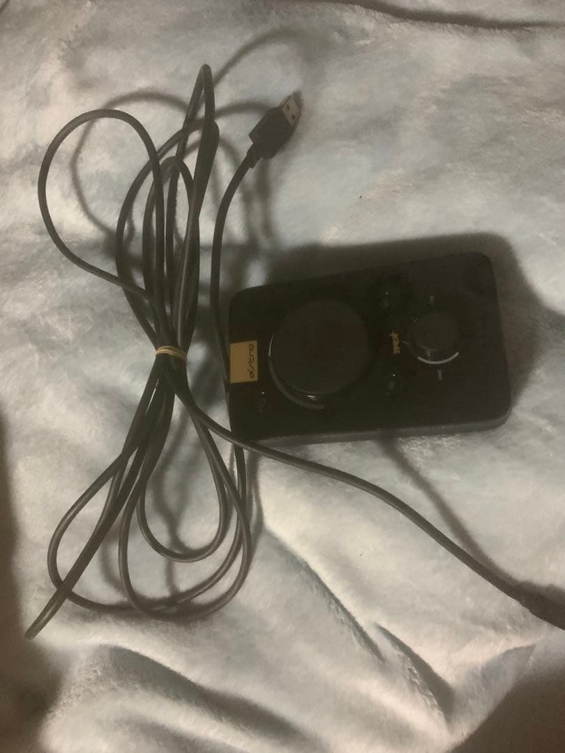 ゲーミングヘッドホンとアストロアンプ