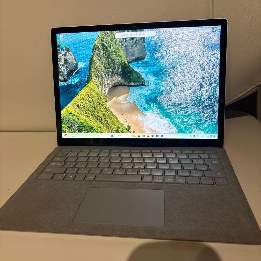 Microsoft Surface Laptop 2 13.5インチ