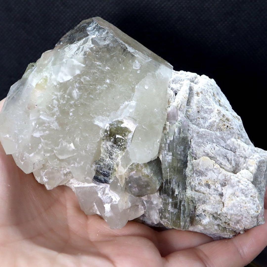 グリーン トルマリン 煙水晶 スモーキークォーツ 電気石 374,4g T410