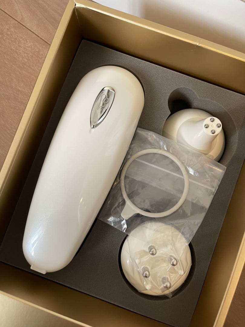 セルキュア4Tプラス　美顔器