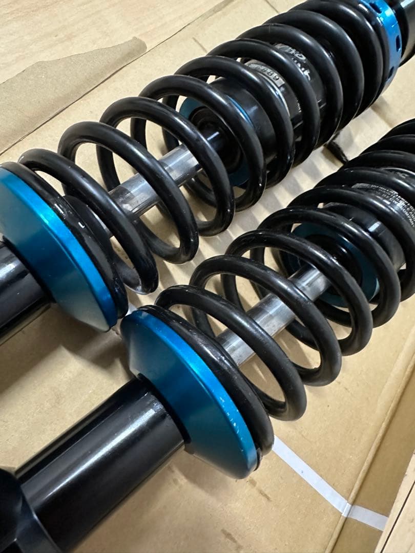 美品！ シグナスX　SR　１型　２型　3型　KN企画　リアサスペンション