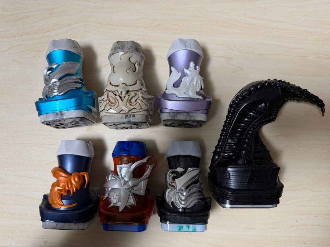 仮面ライダーリバイス　グラシアスバイスタンプセット