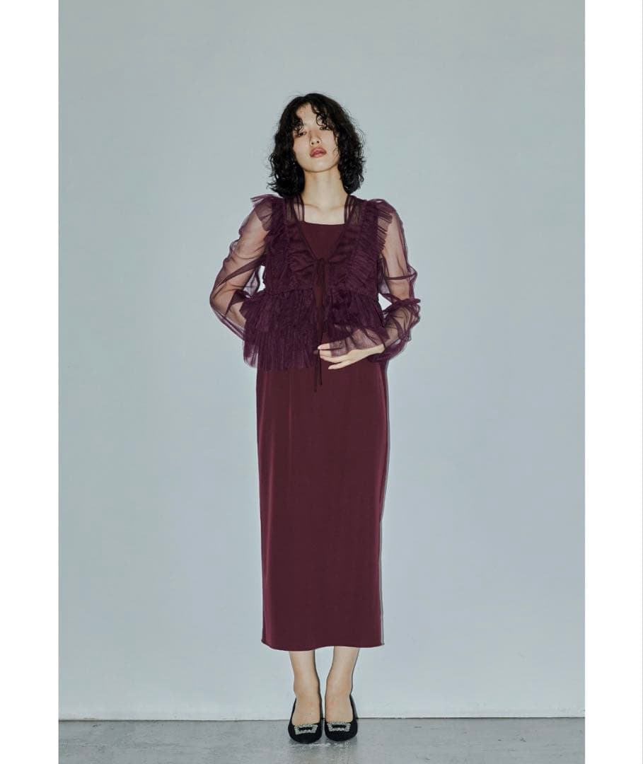 【期間限定値下げ】niana フリルペンシルドレス　ボルドー