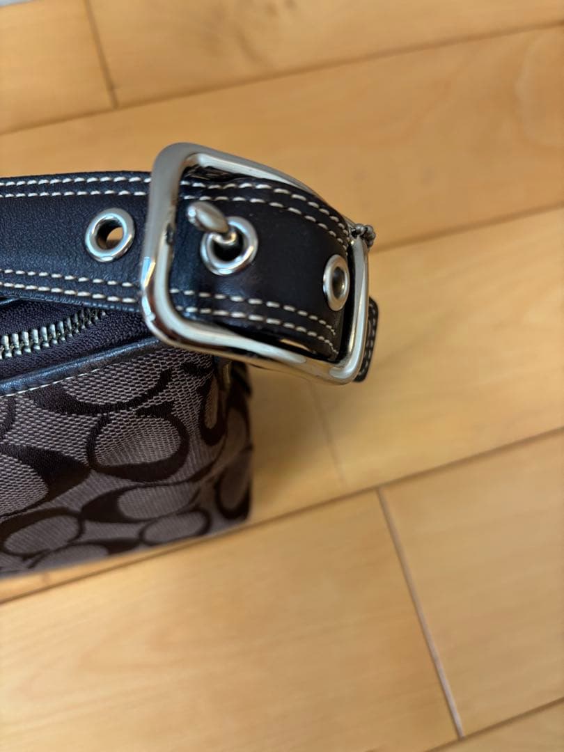 【美品】COACH コーチ　ワンショルダーバッグ　ハンドバッグ シグネチャー