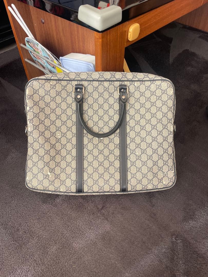 Gucci GGパターン ビジネスバッグ