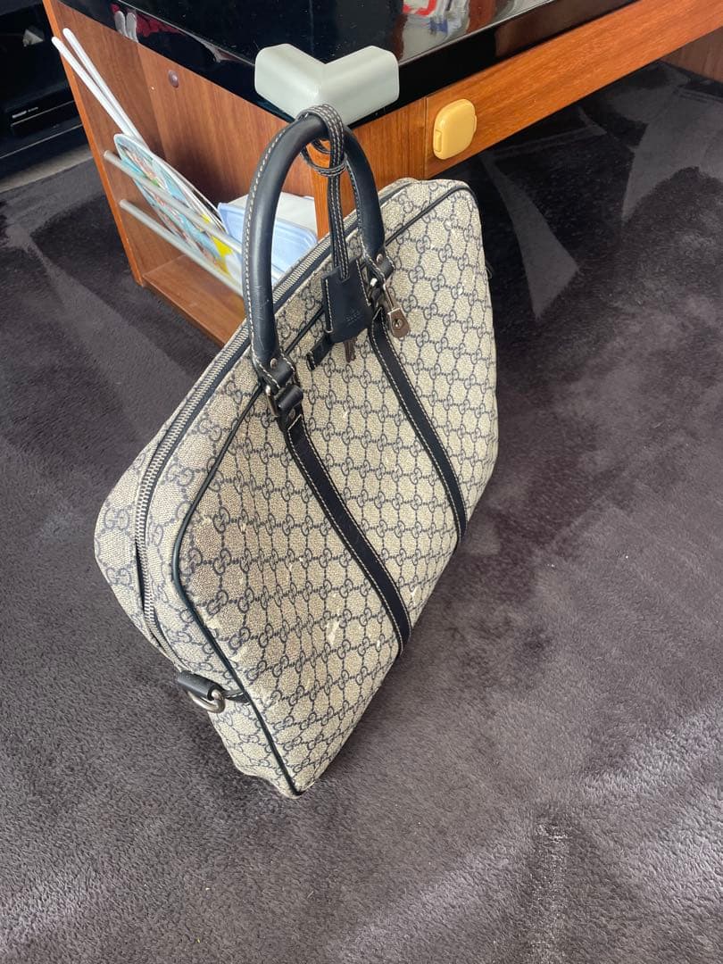 Gucci GGパターン ビジネスバッグ