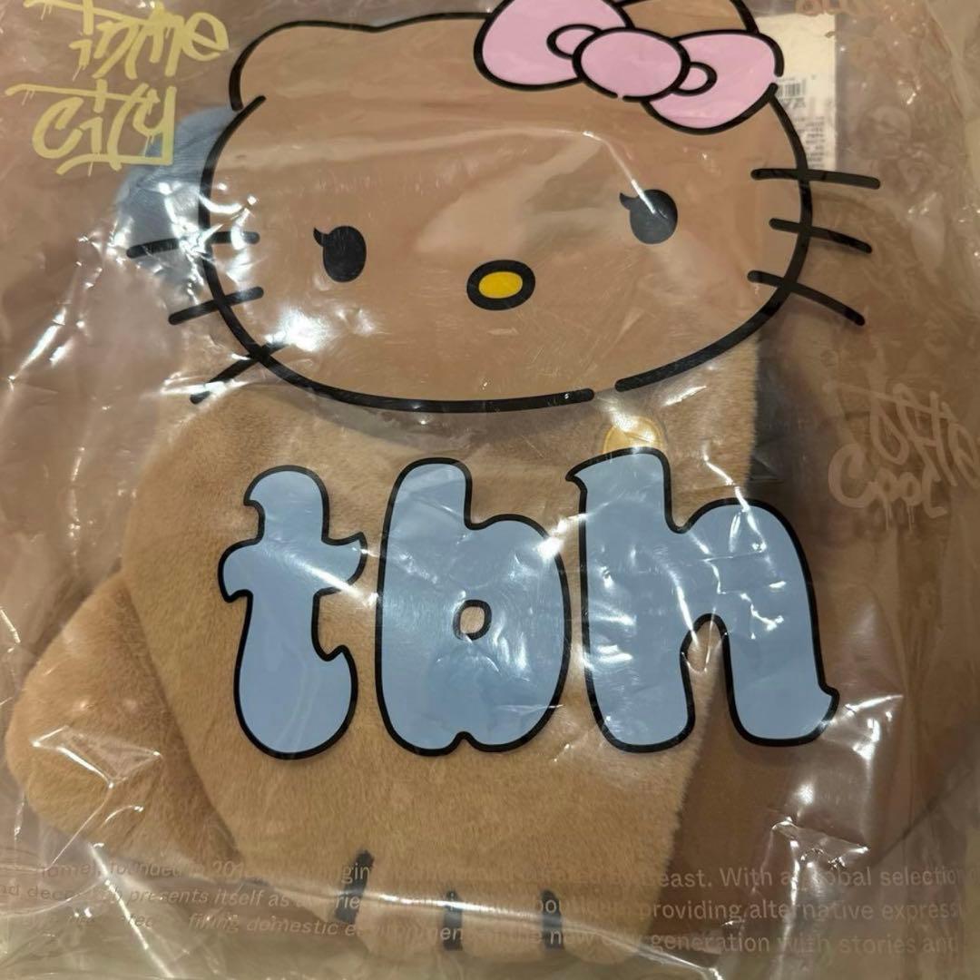 海外限定Hello Kitty x TBH ネックピロー　当日発送⑤