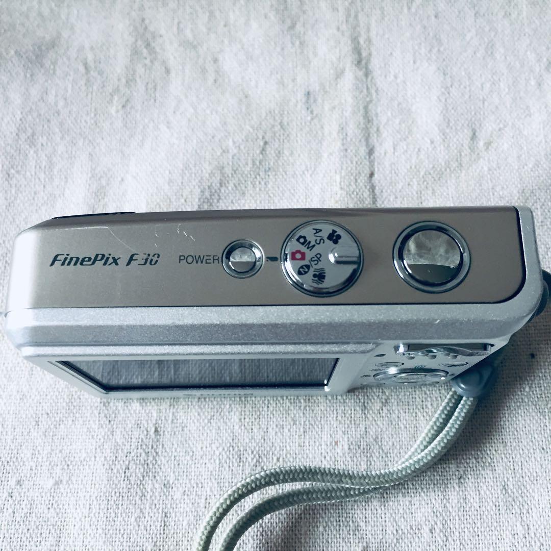 箱付き 付属品多数 超美品 FUJIFILM FINEPIX F30 コンデジ