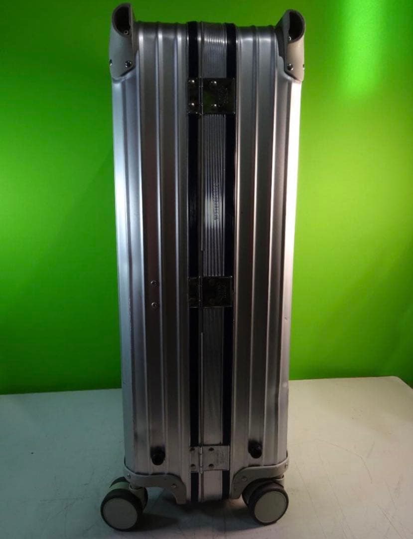RIMOWA リモワ トパーズスーツケース 70L ４輪 アルミ製シルバー