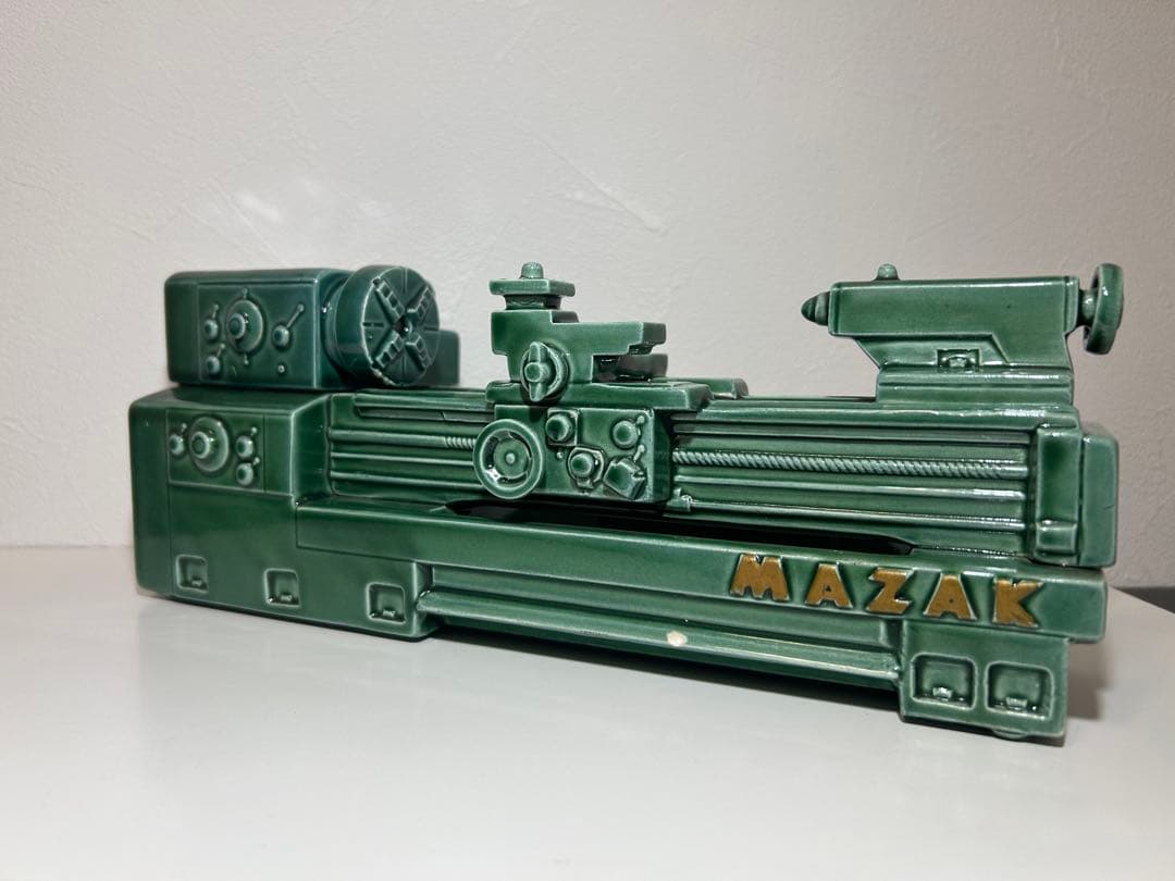 ヤマザキマザック　創業50周年記念　MAZAK 旋盤模型 陶器製　ライター