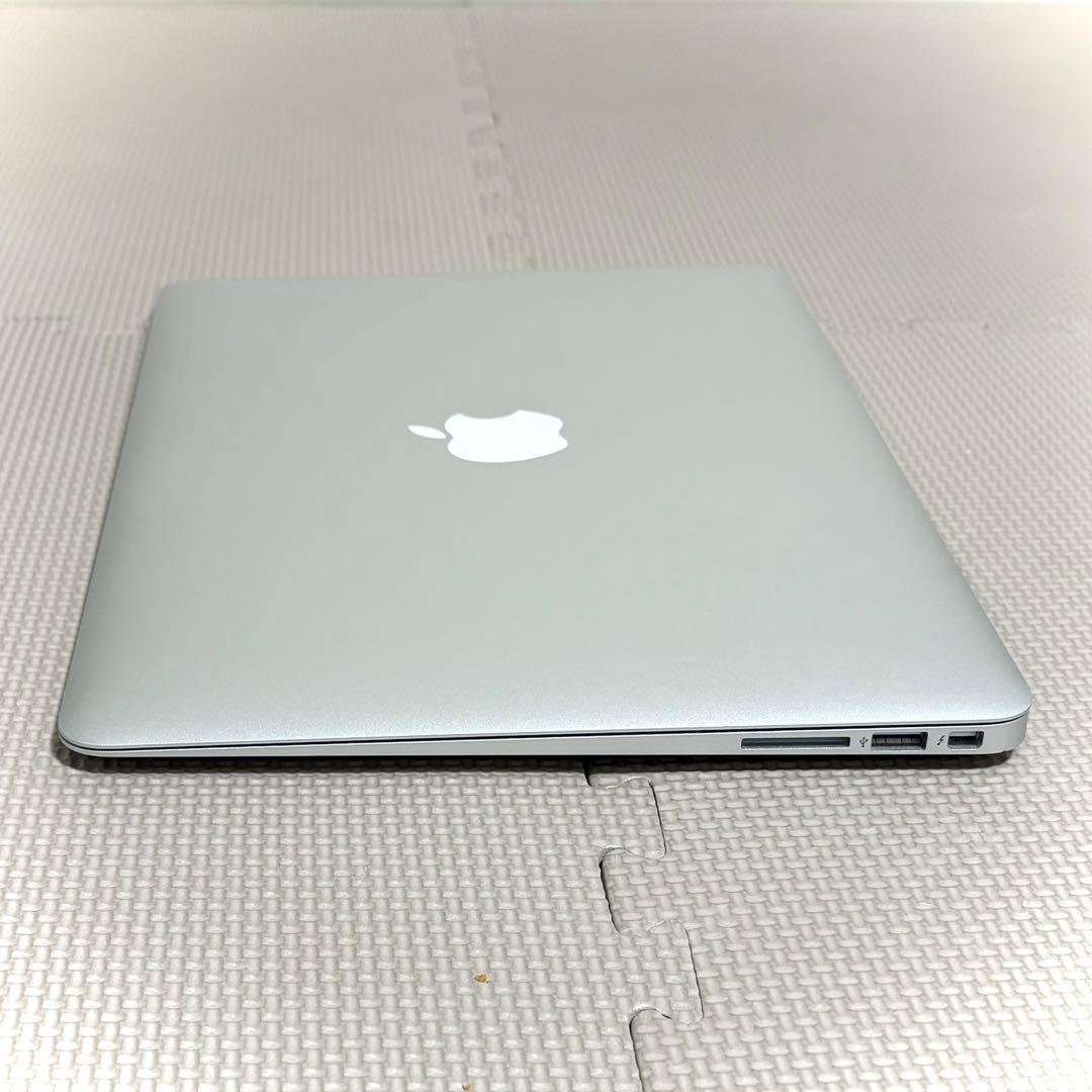 【美品】MacBook Air 2017 13インチ【i5/8GB/128GB】
