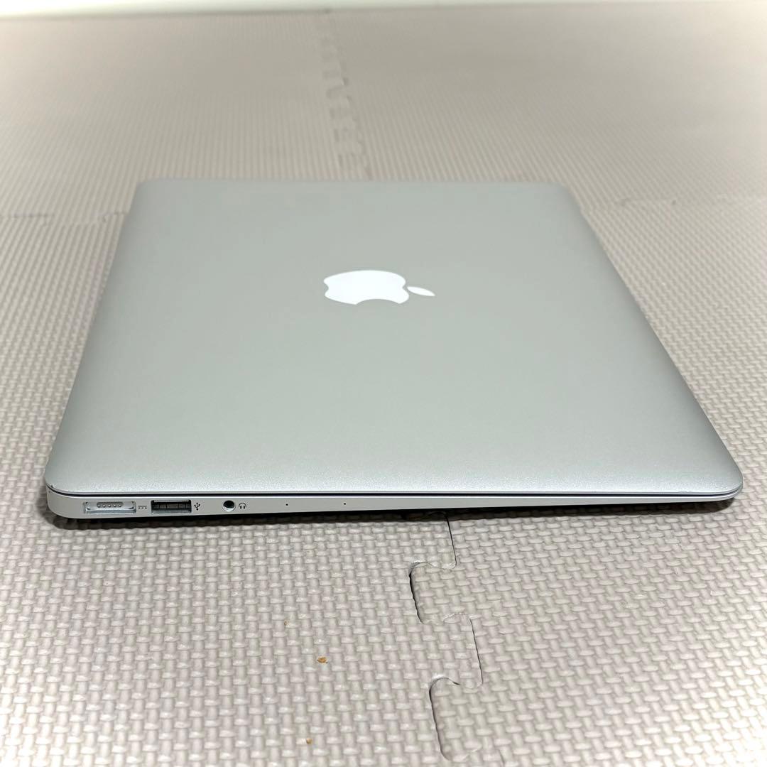 【美品】MacBook Air 2017 13インチ【i5/8GB/128GB】