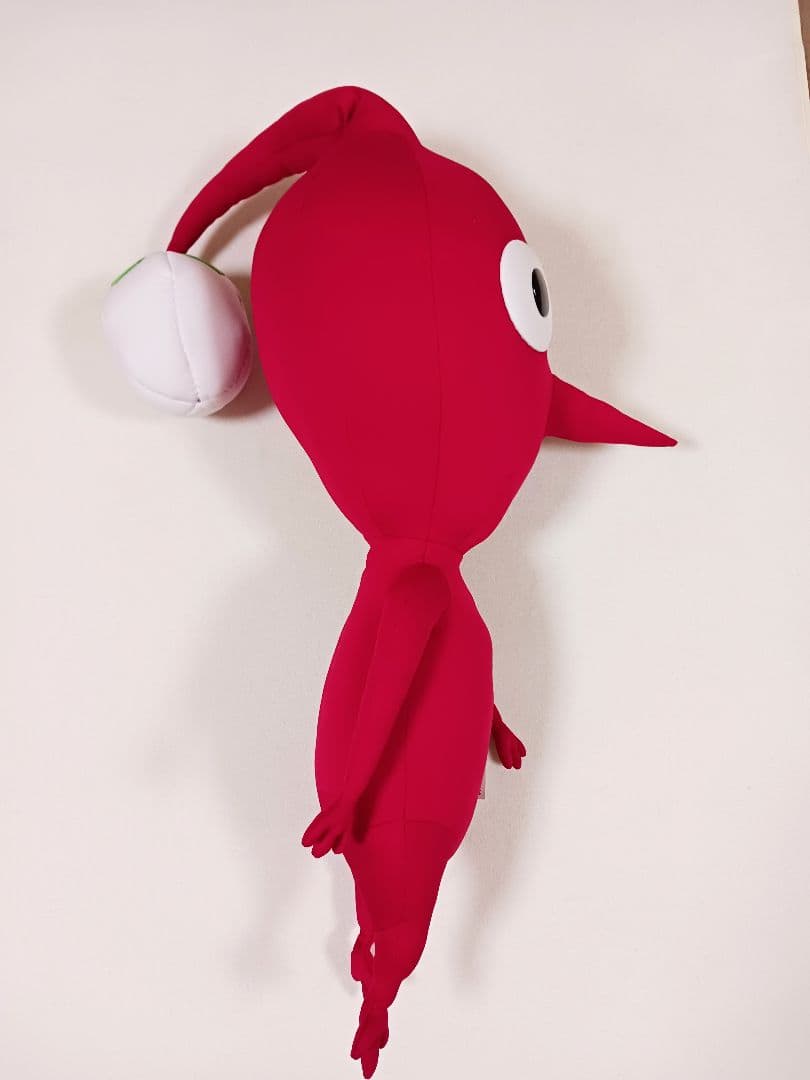 Nintendo 赤ピクミン 抱き枕 特大ぬいぐるみ マスコット 人形