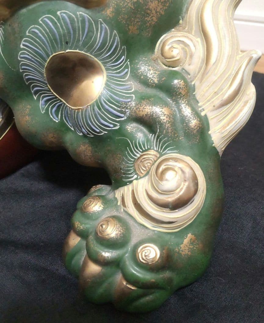 九谷焼 八幡窯　須栄義作　金緑x 龍の玉乗り獅子　美品