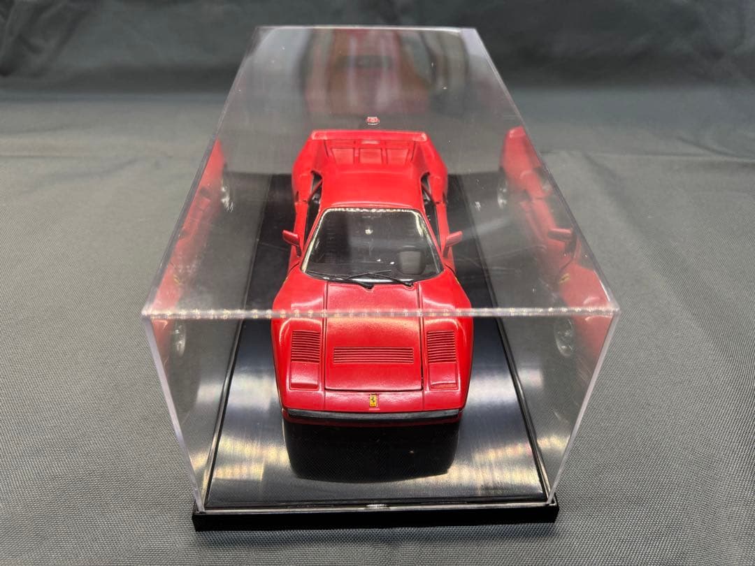 Ferrari 308 1/18スケール ミニカー