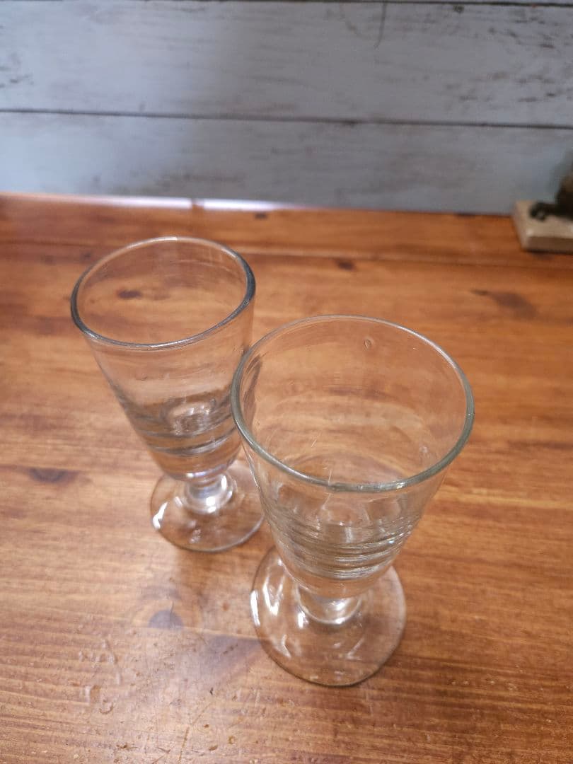 フランス アンティーク アブサングラス 2脚セット 厚手の吹き硝子 ウランガラス