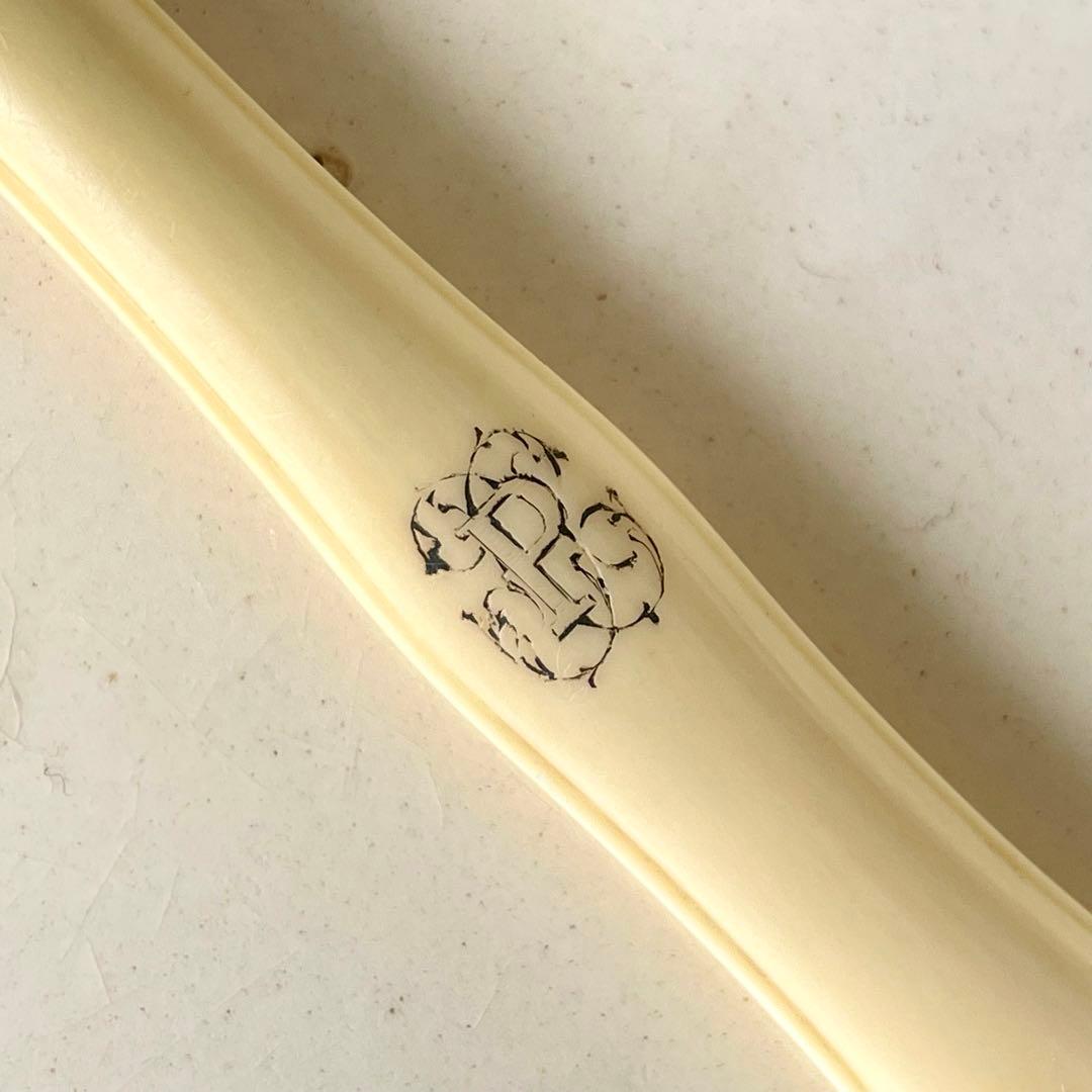 アンティーク　純銀製オイスターフォーク2本&ナイフレストピュイフォルカ3点セット