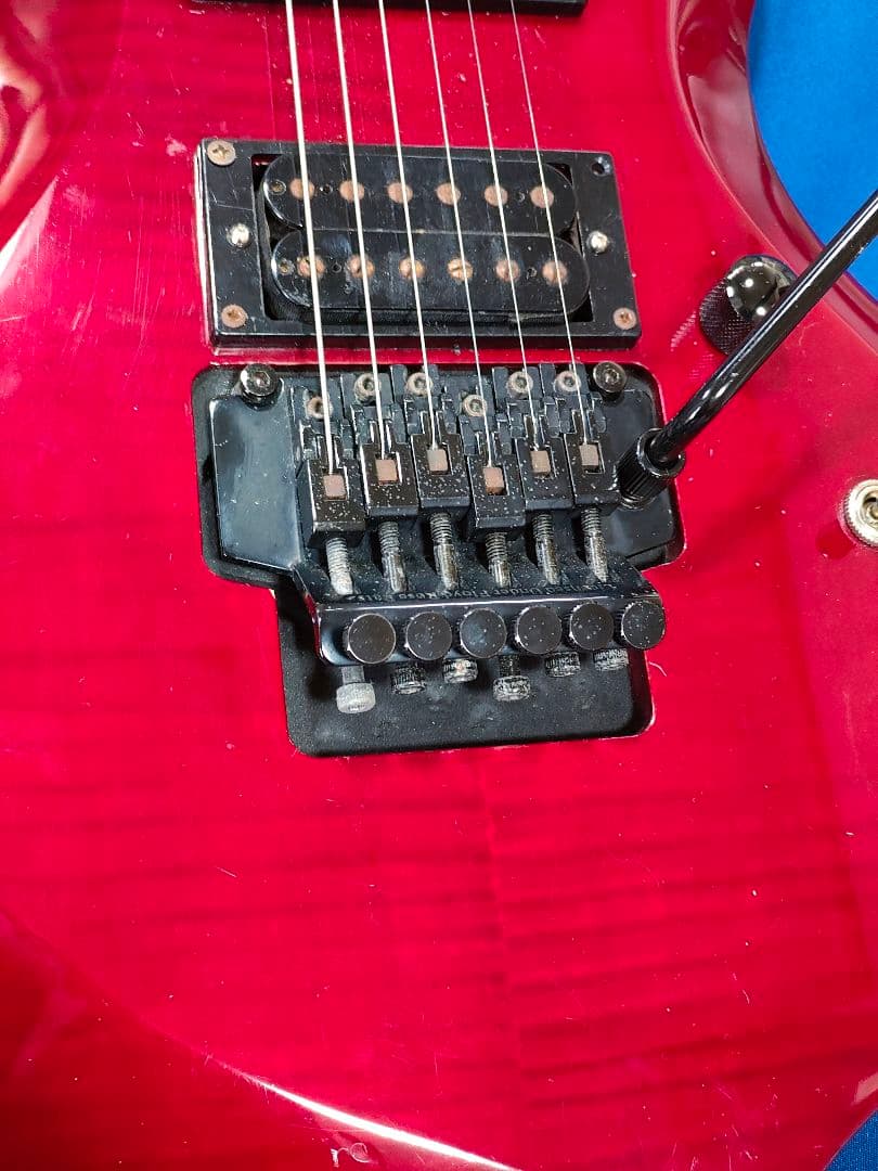 Grass Roots エレキギター レッドジャックの周りに打こんあとあり