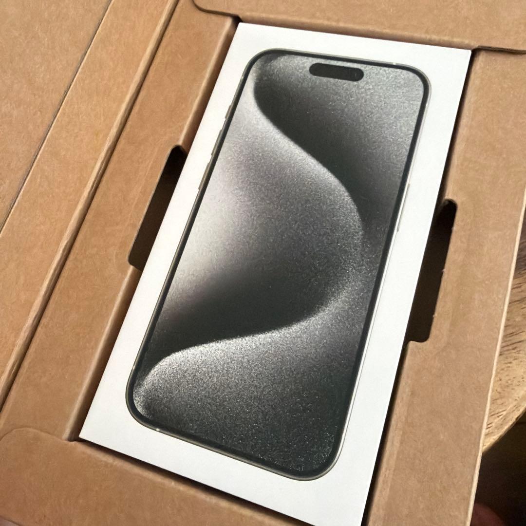 iphone15pro 256GB 充電ケーブル付き