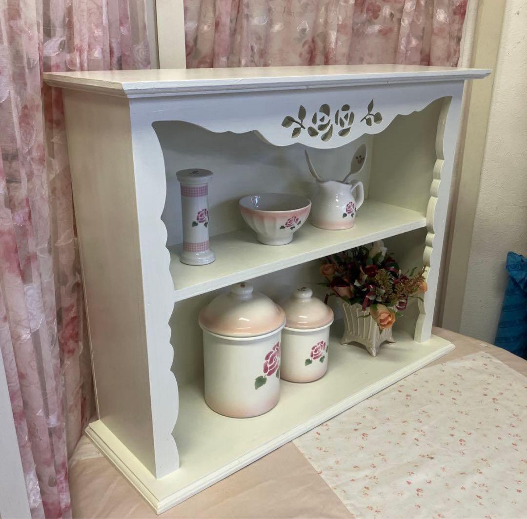【感謝セール　限定１台】薔薇のカッティングのワイド型シェルフ