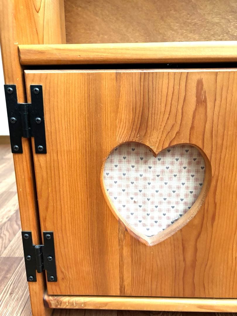 カントリー　家具　キャビネット　棚　ハート　ハンドメイド