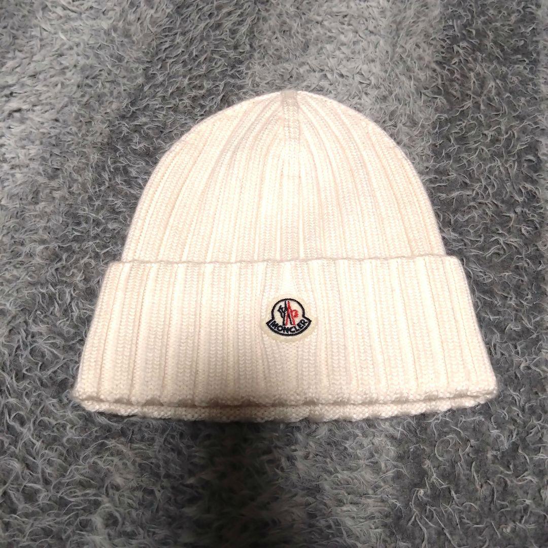 美品 MONCLER ニットキャップ ビーニー シルクホワイト