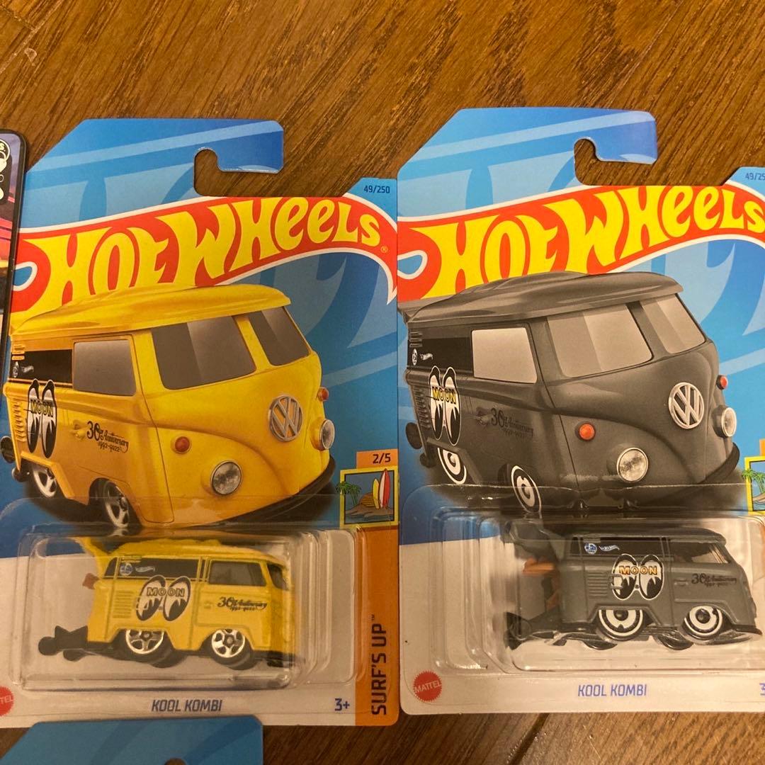 ホットウィール　ムーンアイズ