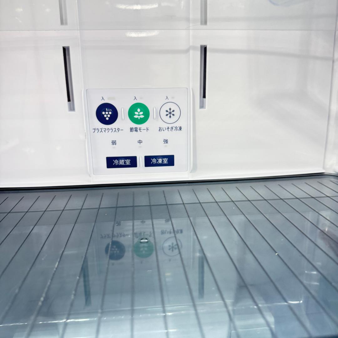 東京23区送料無料　超美品シャープ2022年製　2ドア310L　洗浄/除菌済み