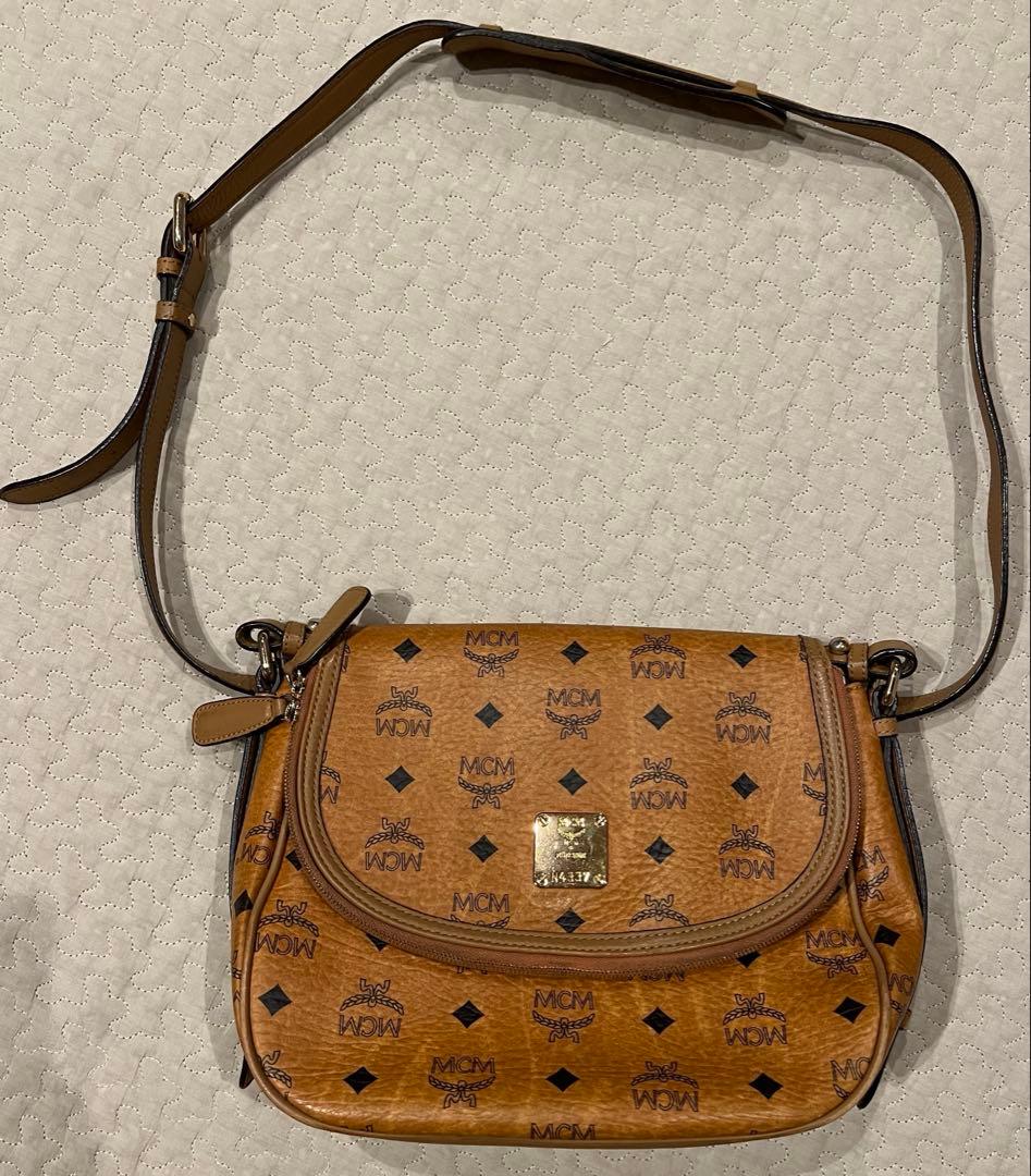 MCM ショルダーバッグ