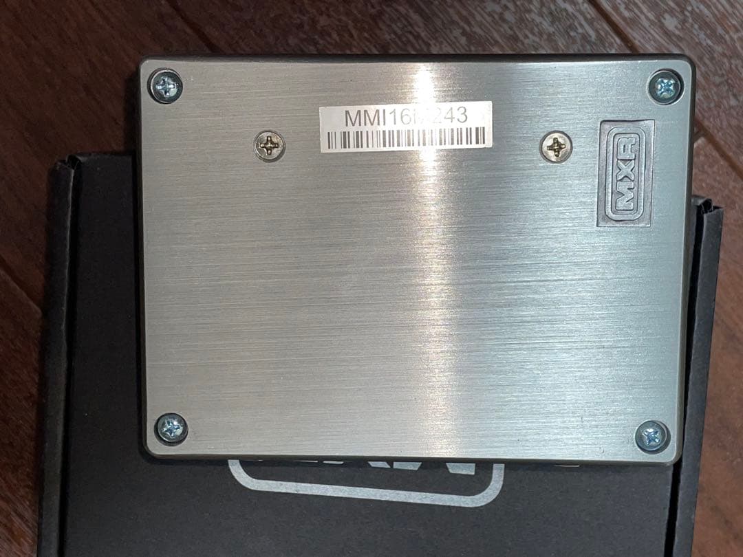 イコライザー(付属品付き)！ MXR ten band eq