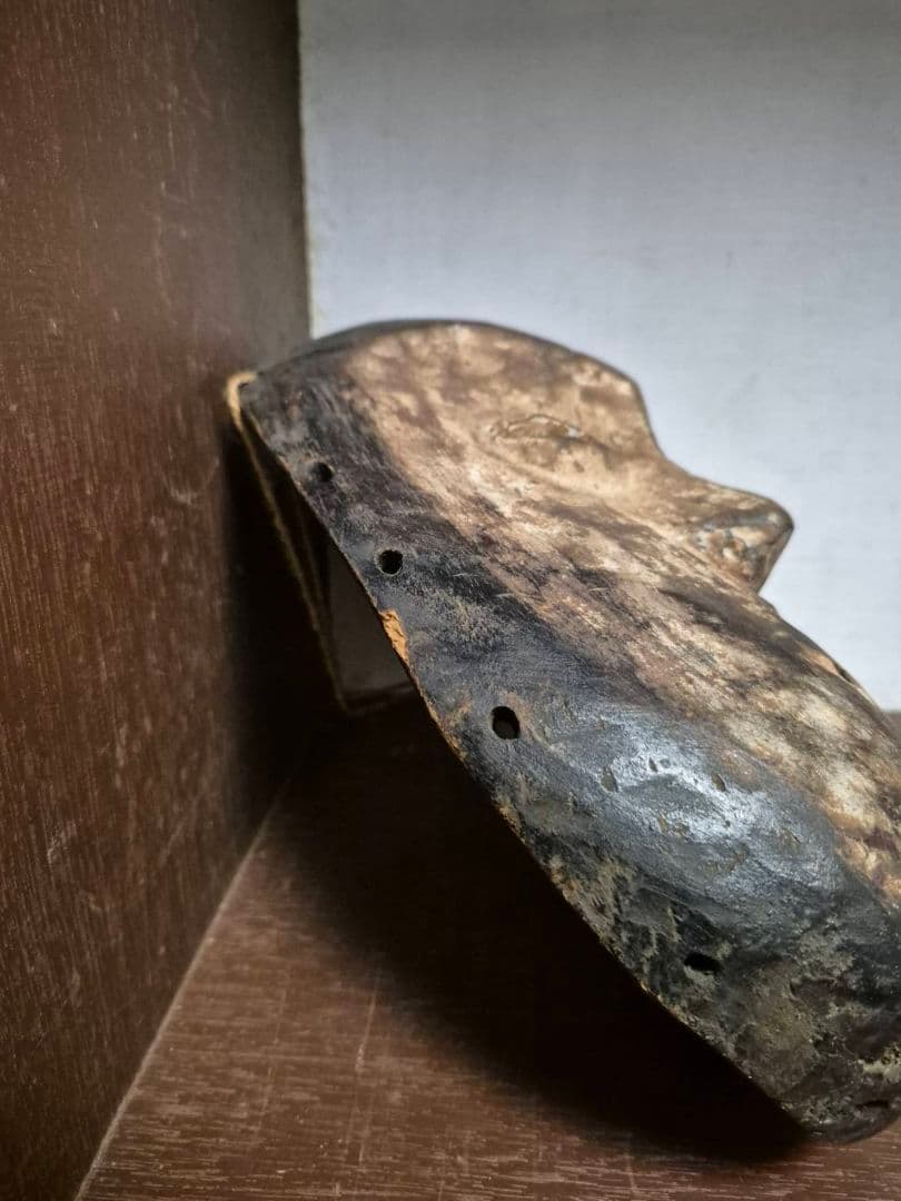 アフリカ　コンゴ　お面　マスク　飾り　魔除け