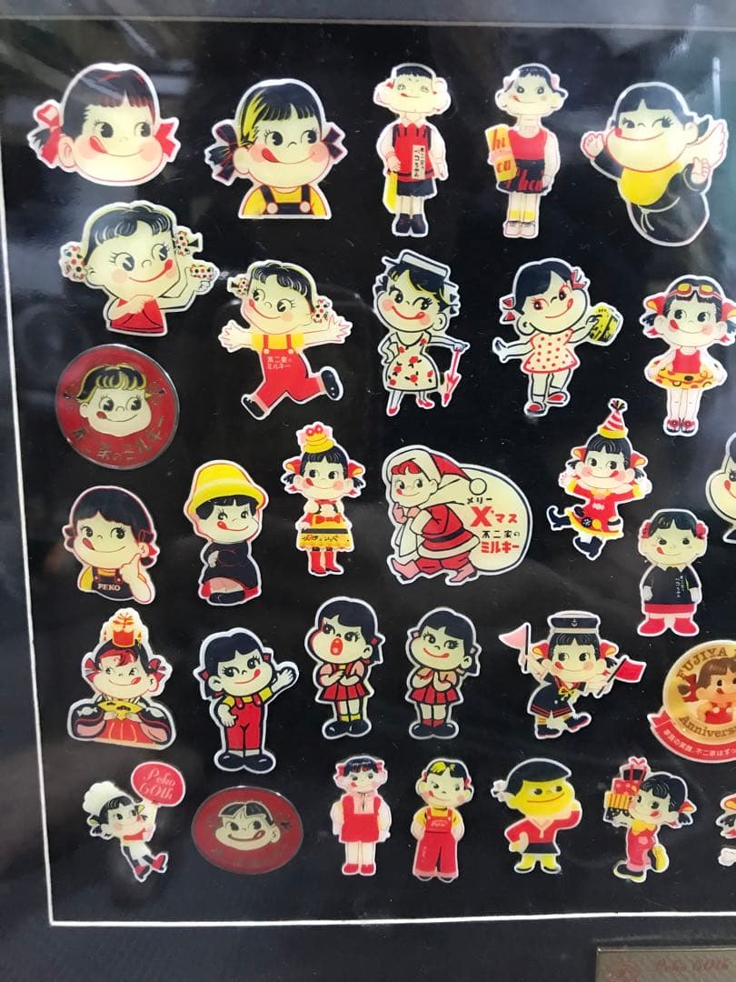 FUJIYA ペコちゃん　ぺこちゃん　60周年記念　60th ピンズコレクション