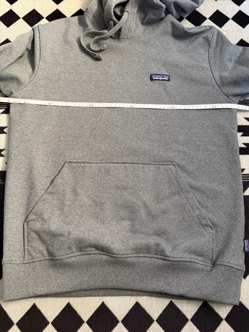P*N様 【廃盤品】パタゴニア パーカー P-6 Label Uprisal H