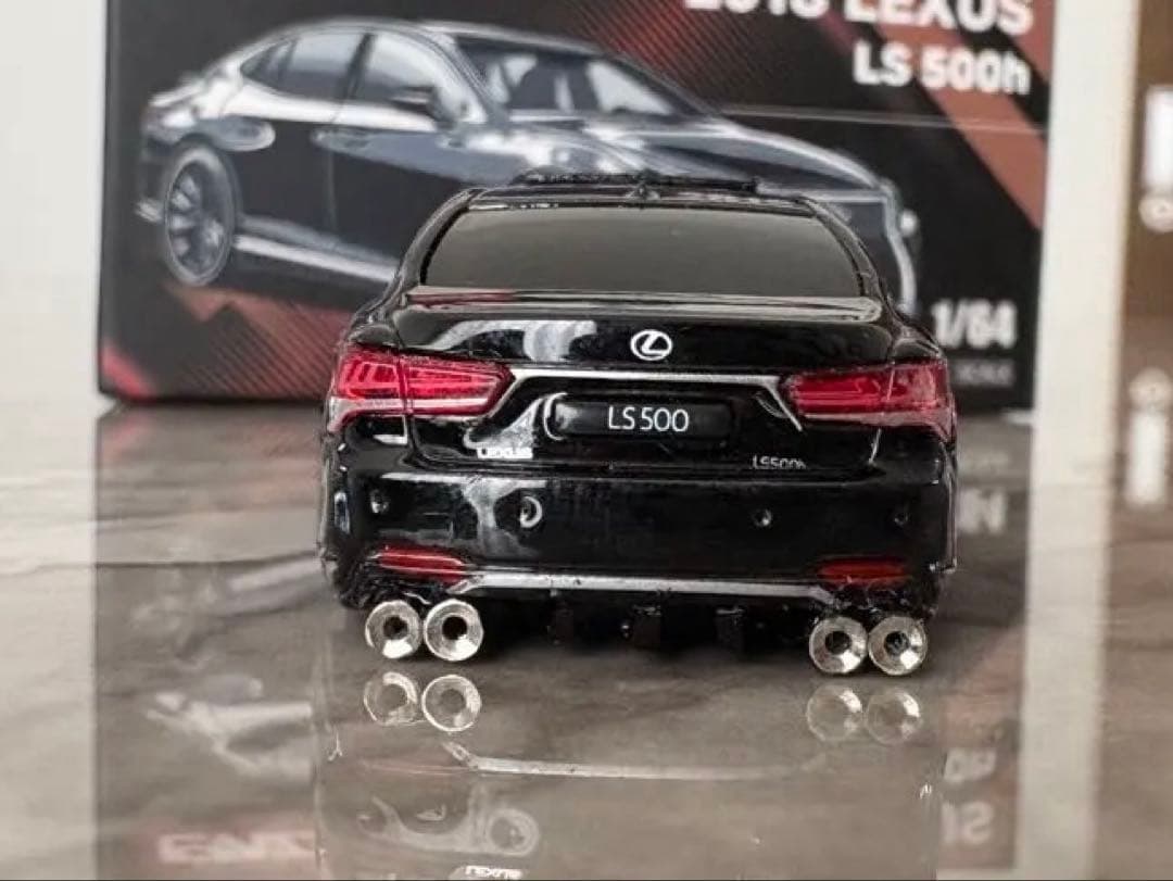 LEXUS LS500h ミニカー 1/64