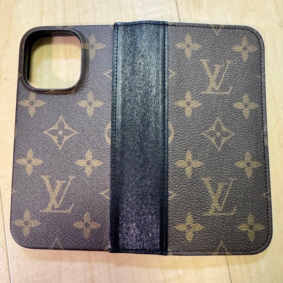 Louis Vuitton 手帳型ケース モノグラム　Iphone 16 pro