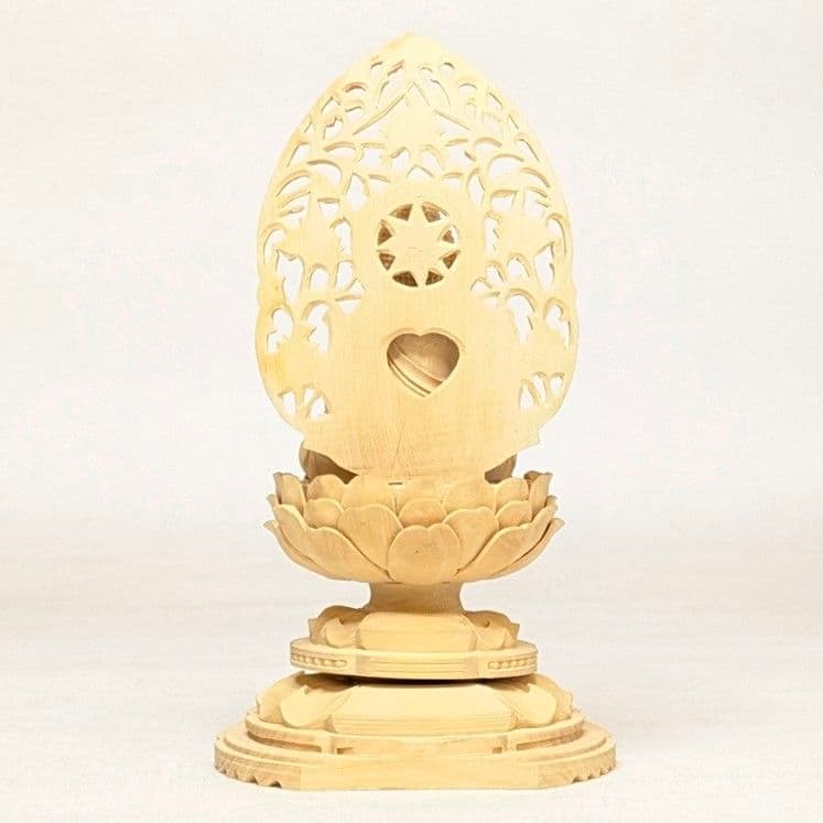 【フォロー割・新品】 釈迦如来座像　黄楊　総高さ約15.5㎝　丸形台座付　釈迦