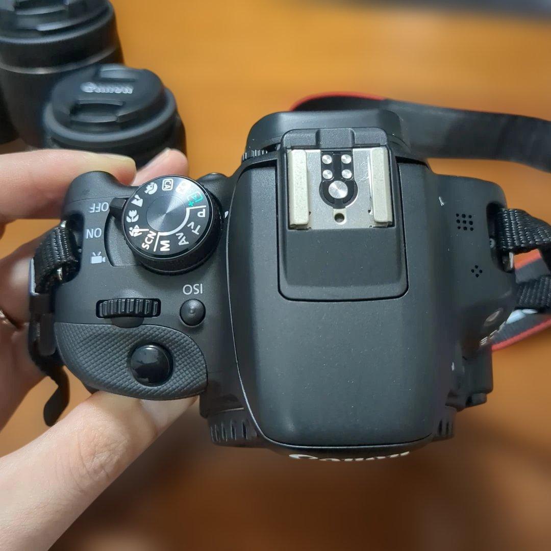 Canon EOS kiss X7 ダブルズームレンズキット（単焦点レンズ付）