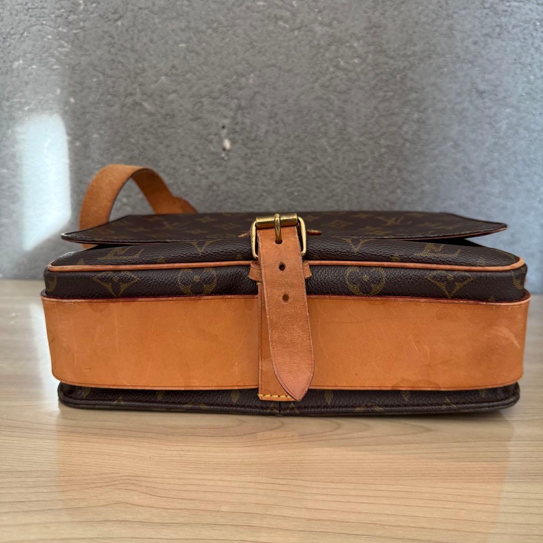 mｍczo 美品 ルイヴィトンLOUIS VUITTON カルトシエール