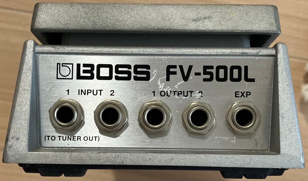 BOSS FV-500L フットボリュームペダル